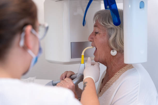 Best Emergency Gum Treatment in Freedom, CA